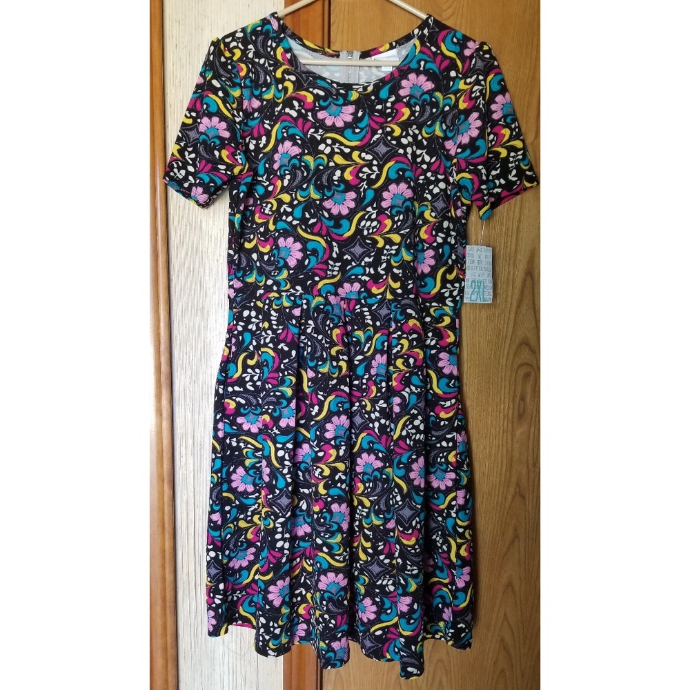 LuLaRoe Amelia